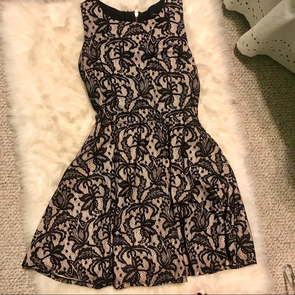 Lace Dress Size Small